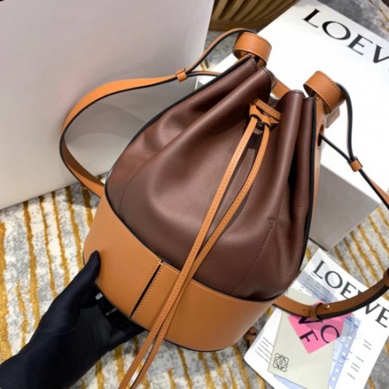 Loewe Medium Balloon Bucket Bag In Hazelnut Tan Calfskin