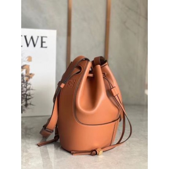 Loewe Small Balloon Bucket Bag In Camel Calfskin