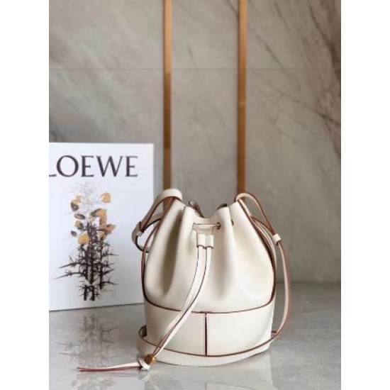 Loewe Small Balloon Bucket Bag In White Calfskin