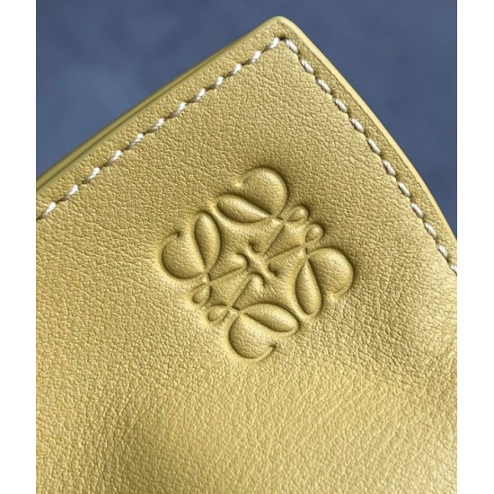 Loewe Flamenco Clutch Bag In Pale Yellow Leather