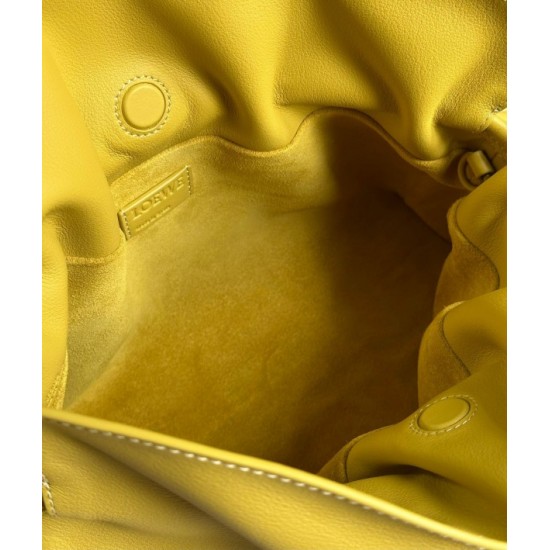 Loewe Flamenco Clutch Bag In Pale Yellow Leather