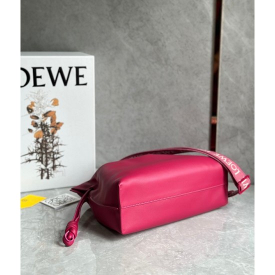 Loewe Flamenco Clutch Bag In Ruby Red Leather