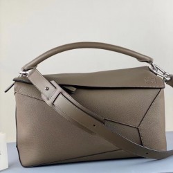 Loewe Large Puzzle Bag In Khaki Grained Leather