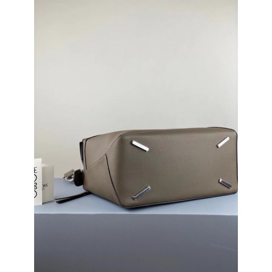 Loewe Large Puzzle Bag In Khaki Grained Leather