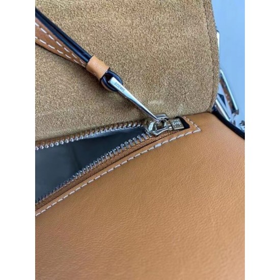 Loewe Large Puzzle Bag In Tan Calfskin