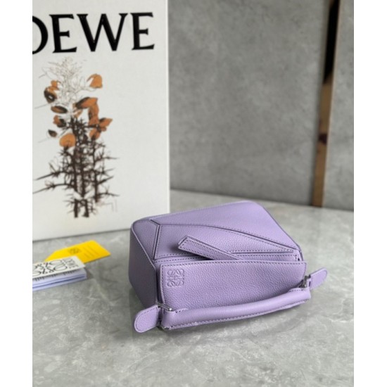 Loewe Puzzle Mini Bag In Lilas Grained Calfskin 