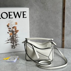 Loewe Puzzle Mini Bag In White Grained Calfskin 