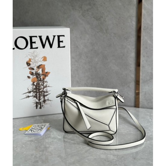 Loewe Puzzle Mini Bag In White Grained Calfskin 