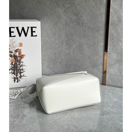 Loewe Puzzle Edge Small Bag In White Satin Calfskin