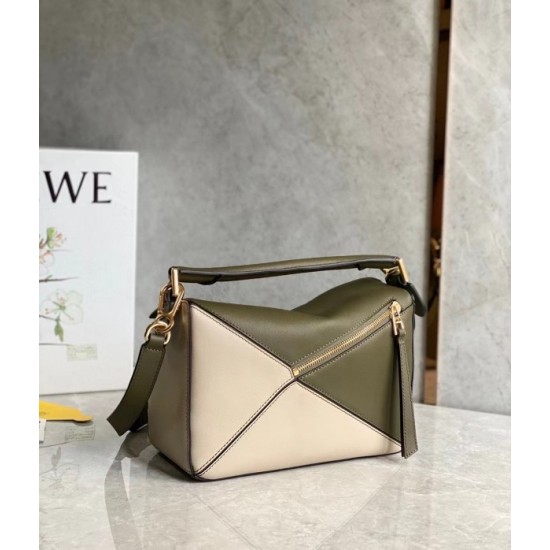 Loewe Puzzle Small Bag In Green Oat Calfskin