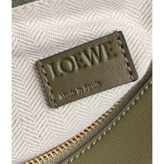 Loewe Puzzle Small Bag In Green Oat Calfskin