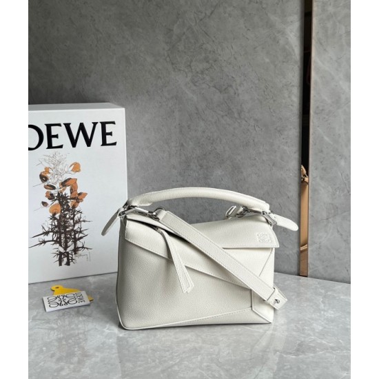 Loewe Puzzle Small Bag In White Grained Leather