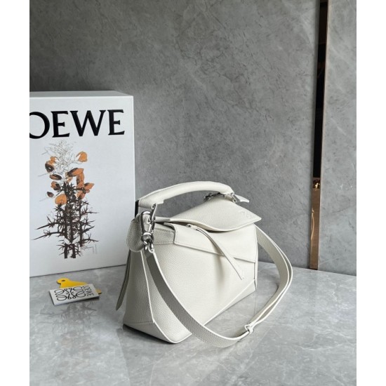 Loewe Puzzle Small Bag In White Grained Leather