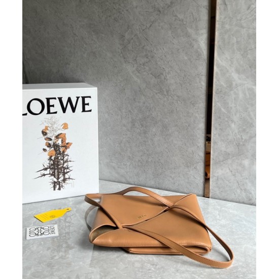 Loewe Medium Puzzle Fold Tote Bag in Tan Calfskin