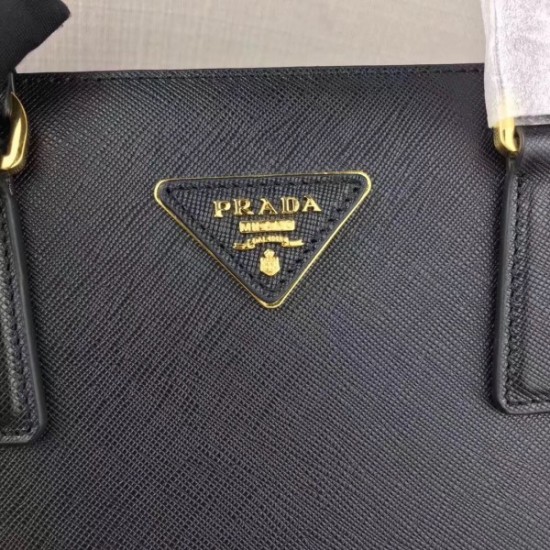 Prada Galleria Medium Bag In Black Saffiano Leather