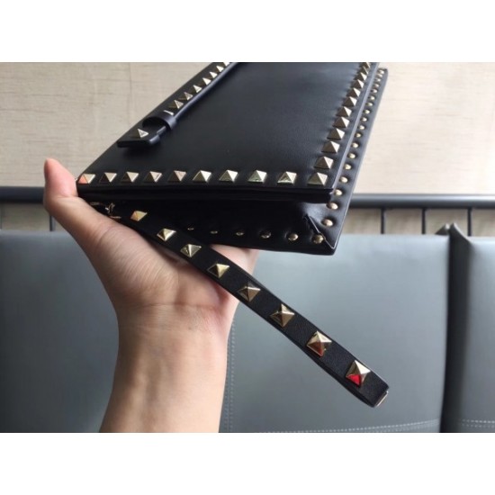 Valentino Medium Rockstud Clutch In Black Calfskin