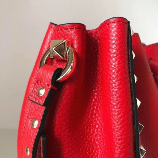 Valentino Small Rockstud Bucket Bag In Red Grained Calfskin