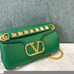 Valentino Stud Sign Shoulder Bag In Green Nappa Leather