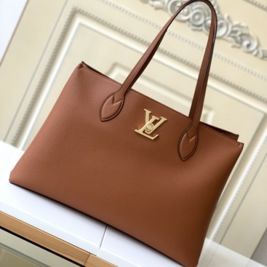 Louis Vuitton m58927 brown shopping bag