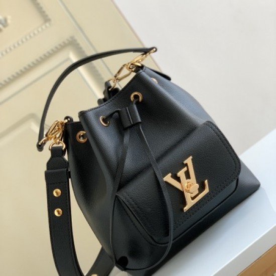 Louis Vuitton m57687 lockme black cowhide bucket bag