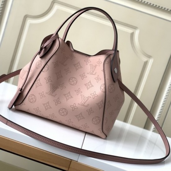 Louis Vuitton m54353 pink hina small bucket bag