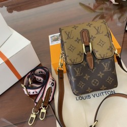 Louis Vuitton 66895 replica mini crossbody bag