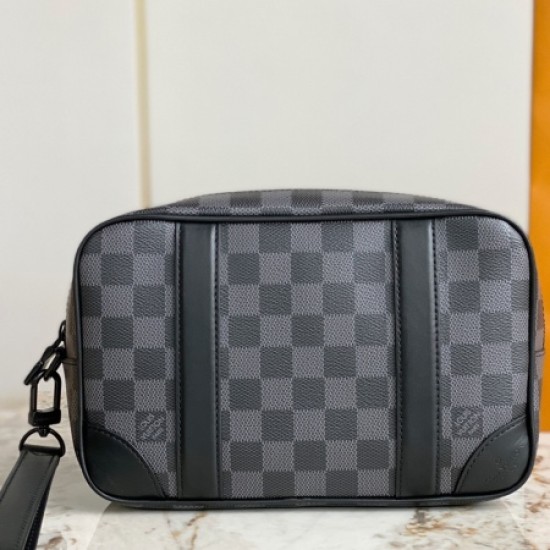 Louis Vuitton pochette kasai men's clutch