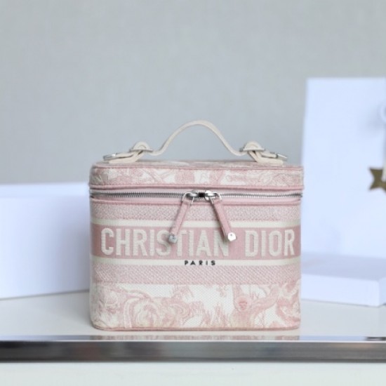 Dior S5480 Dior Travel Vanity Cosmetic Bag